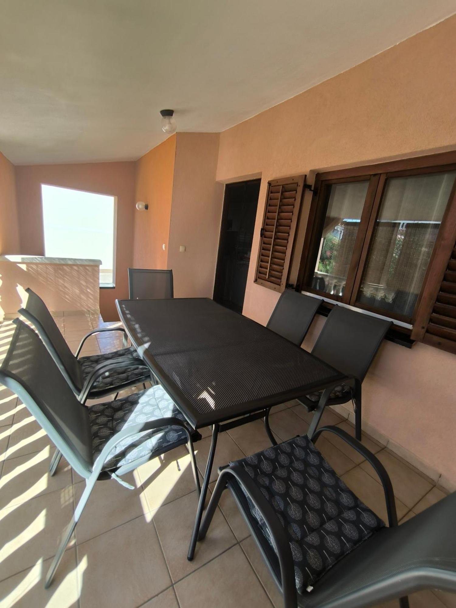 Apartman Kolarek วีร์ ภายนอก รูปภาพ